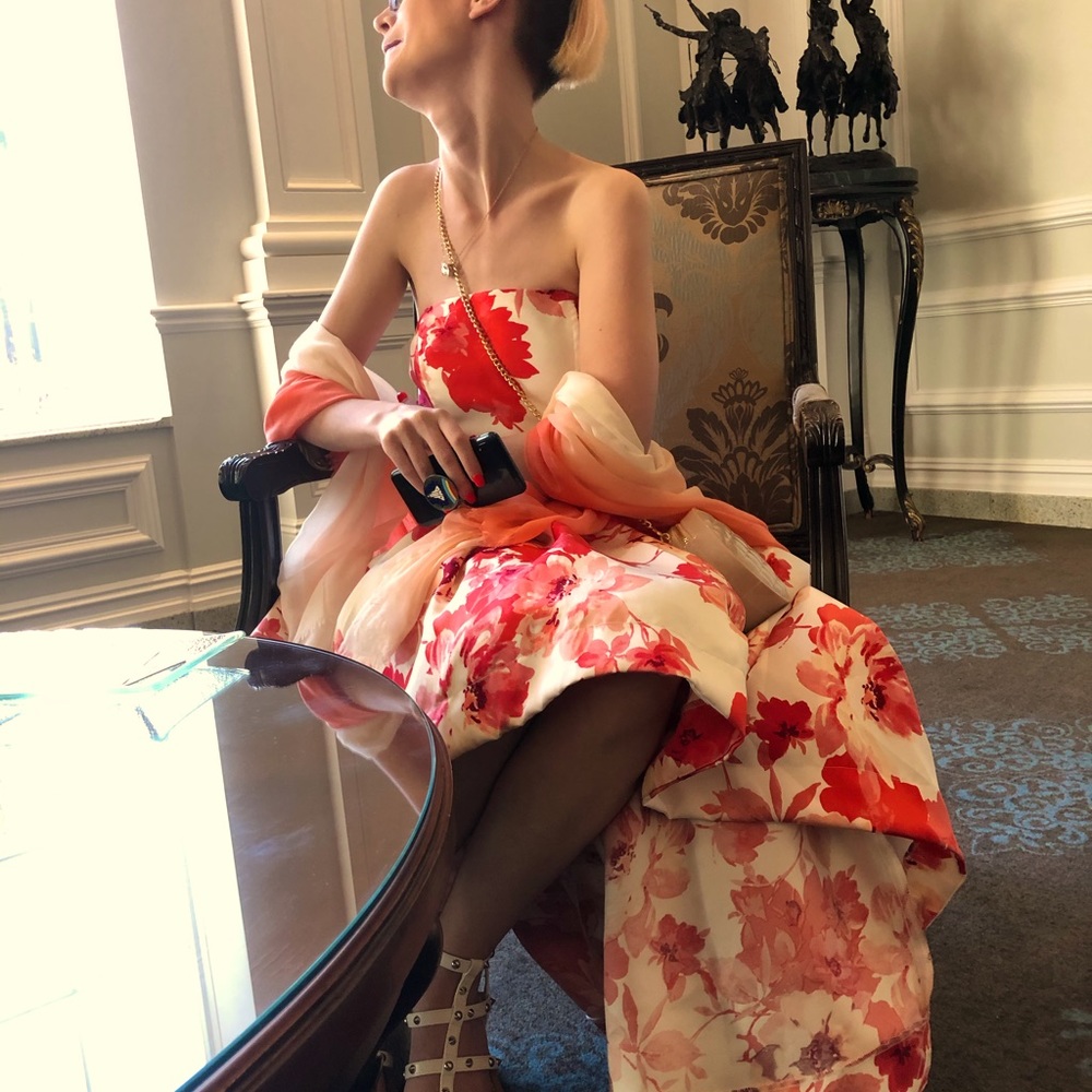 Hi-Lo evening dress new without tag